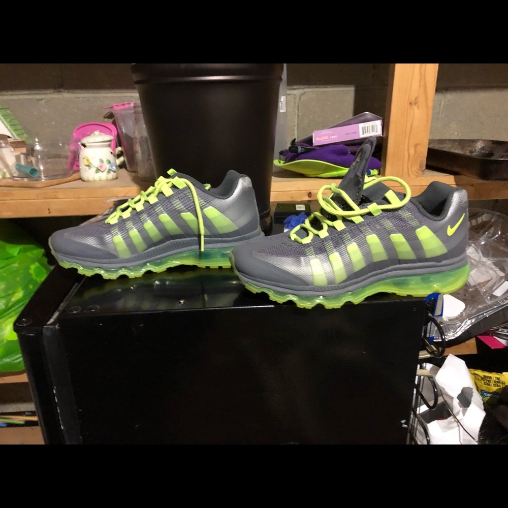 Men’s shoe